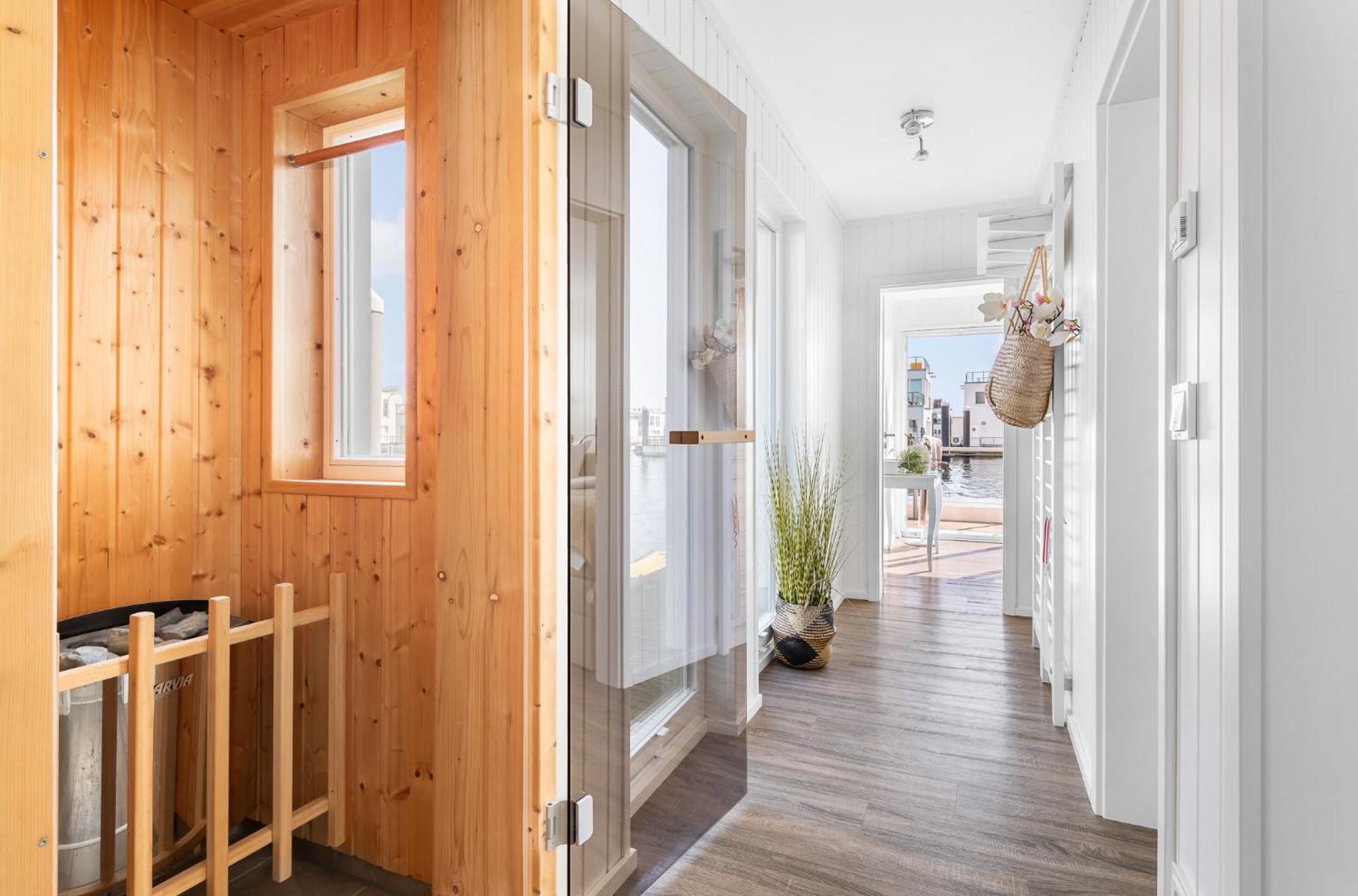 Triton: Meerblick, Sauna, Dachterrasse Ольпеніц Екстер'єр фото